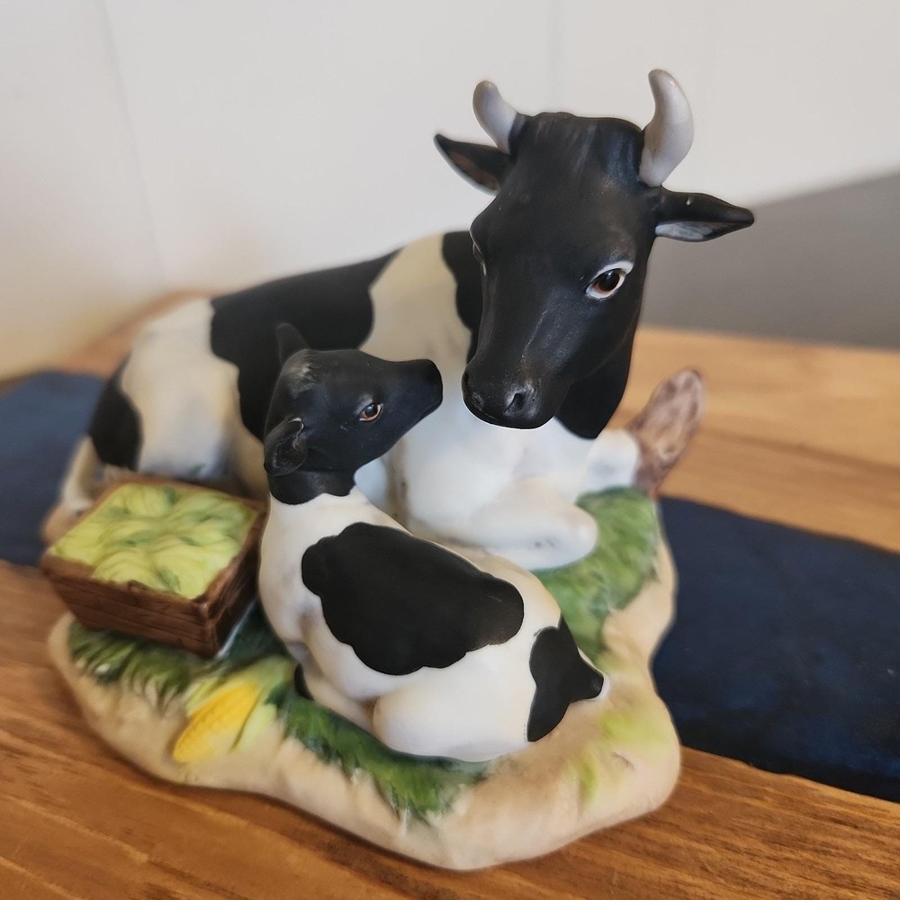 Vintage 1983 Enesco Cow Calf Figurine Farmhouse Decor Collectible‎ Black White